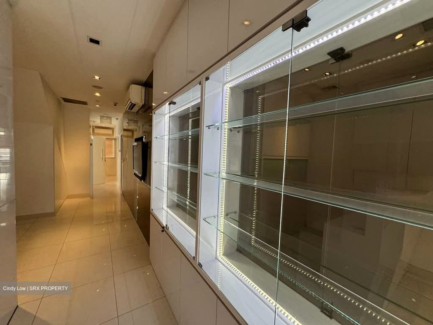 Ang Mo Kio Avenue 8 (D20), Shop House #595009161